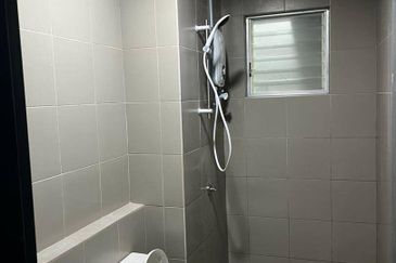 PR1MA Lakefront Homes