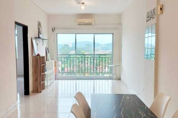 Residensi Warnasari 2