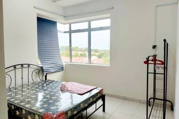 Residensi Warnasari 2