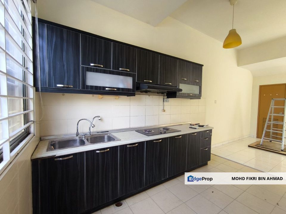 FOR SALE: 2 Storey Semi D Taman Anggun Kota Emerald Rawand Selangor, Selangor, Rawang