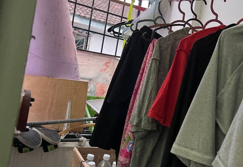 Dahlia Apartment, Putra Perdana