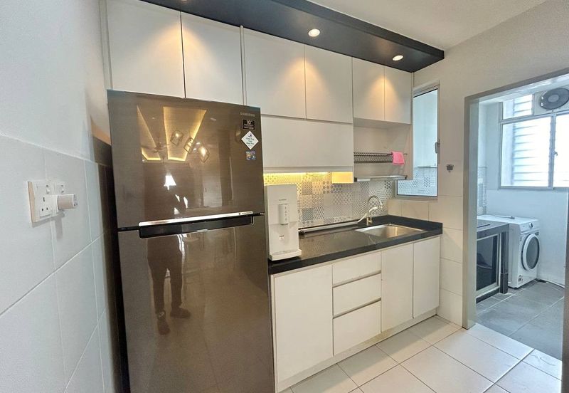 Residensi Platinum Teratai