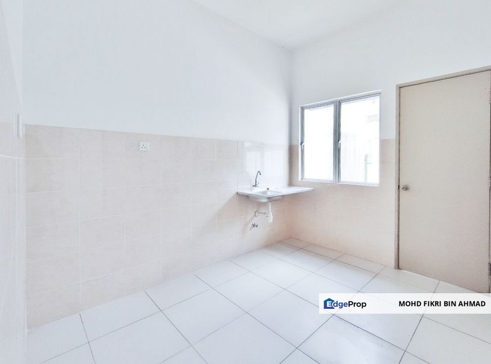 FOR SALE: Double Storey Terrace Taman Pelangi Semenyih 2, Selangor, Semenyih