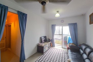 Pangsapuri Desa Tenaga