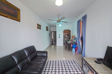 Pangsapuri Desa Tenaga