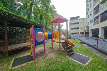 Pangsapuri Desa Tenaga