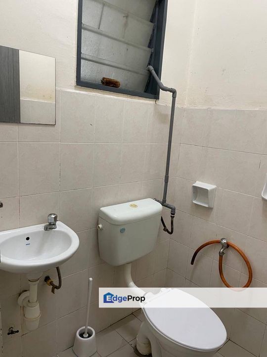 BELOW MARKET VALUE FOR SALE Pangsapuri Mayang, Puncak Jalil, Seri Kembangan, Selangor, Selangor, Puncak Jalil