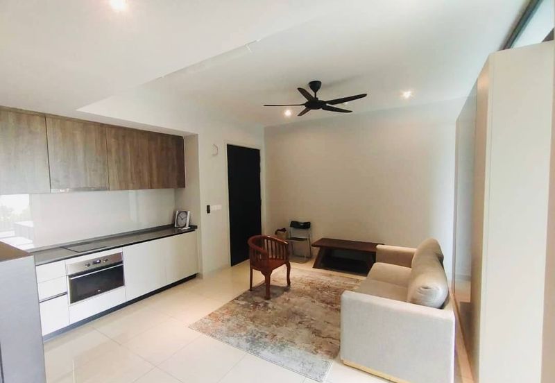 Datum Jelatek Residence