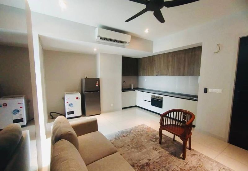 Datum Jelatek Residence