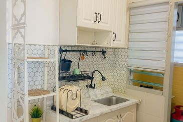 Pangsapuri Laman Adonis