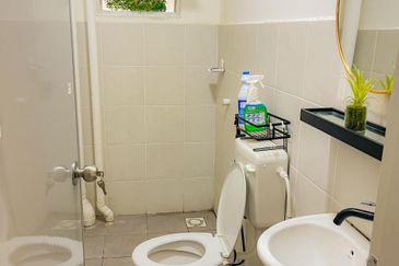 Pangsapuri Laman Adonis