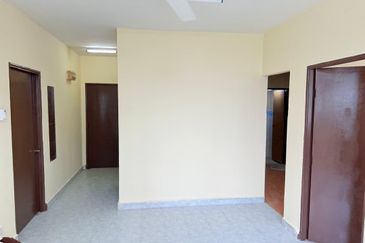 Desa Temenggong Apartment