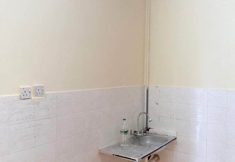 Desa Temenggong Apartment