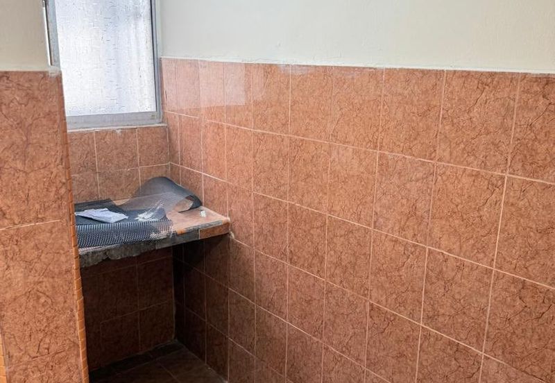 Desa Temenggong Apartment