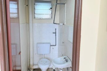 Desa Temenggong Apartment