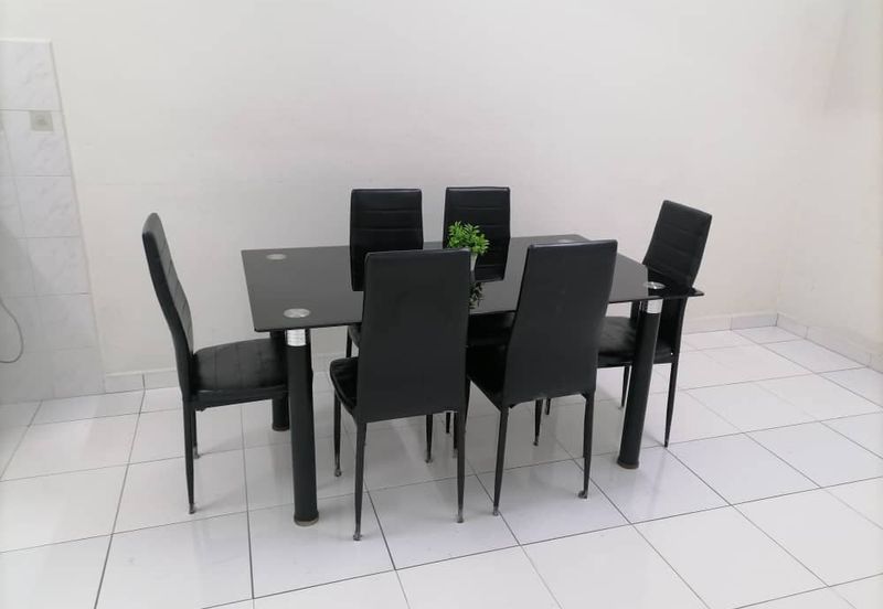 Kondo Ruby (Golden Showers)