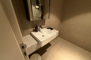 Paxtonz @ Empire City, Damansara Perdana