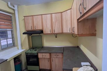 Flat PKNS, Kampung Baru