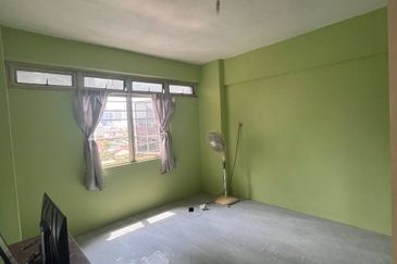 Flat PKNS, Kampung Baru