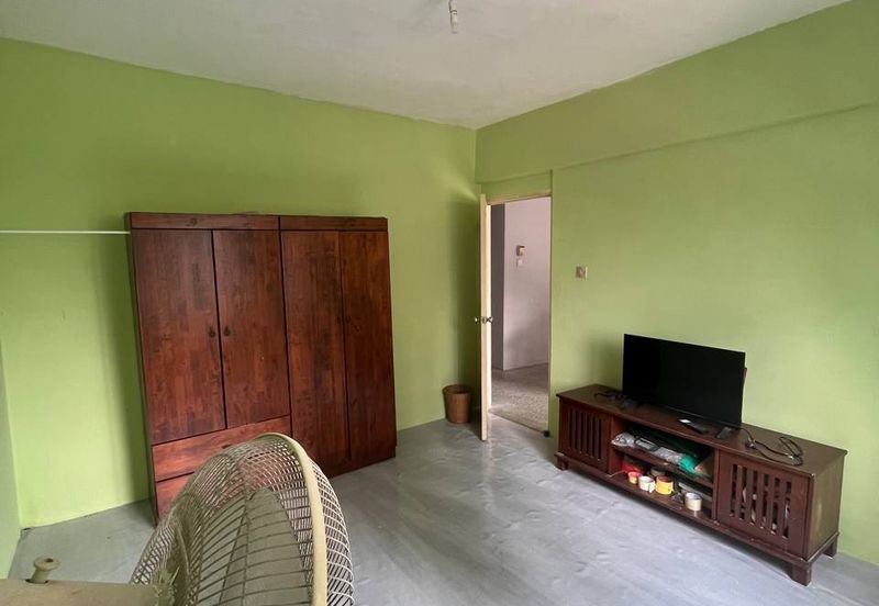 Flat PKNS, Kampung Baru