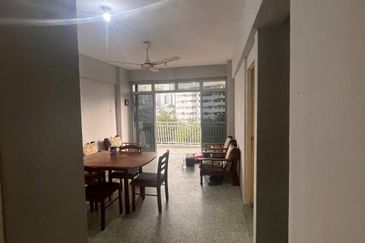 Flat PKNS, Kampung Baru