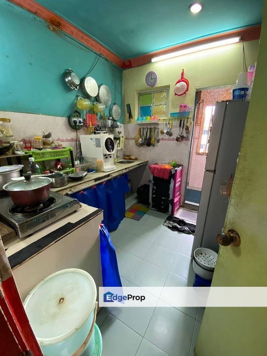 FOR SALE: Flat PKNS Seksyen 24 Shah Alam, Shah Alam, Selangor  , Selangor, Shah Alam