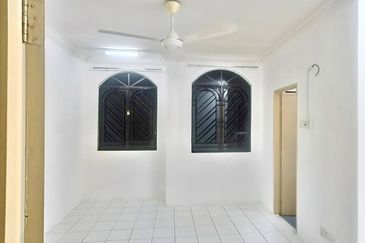 Jalan Kenari, Bandar Puchong Jaya