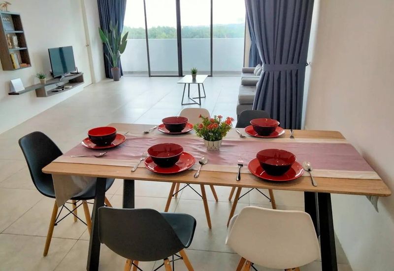 Reflexion @ Puchong South