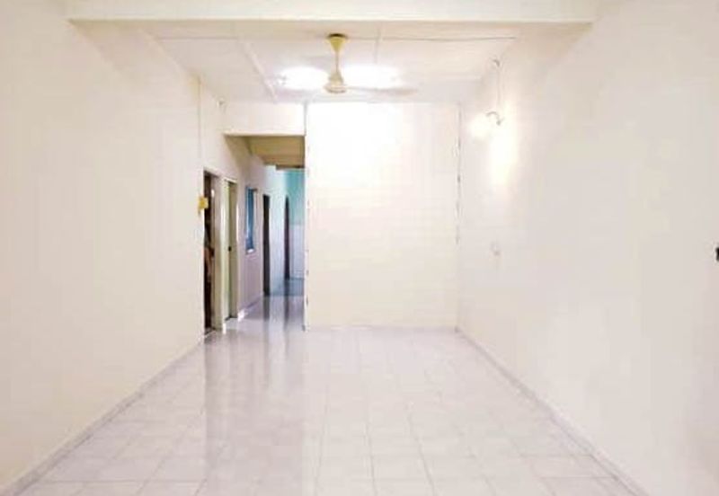 FOR RENT: 1 Storey Terrace Taman Desa Peringgit Peringgit