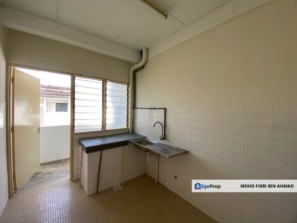 FOR SALE: Tudor Court Apartment Taman Rasmi Jaya Ampang Selangor, Selangor, Ampang