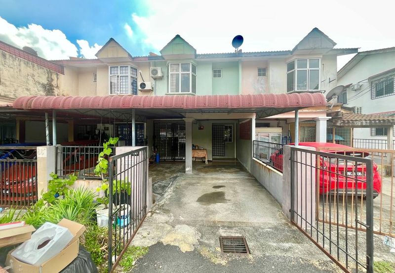 Taman Dahlia, Sepang