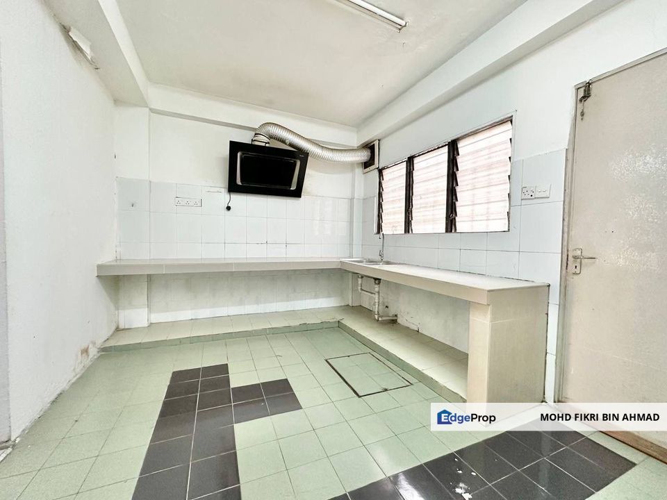 FOR SALE: Renovated 3-Storey Terrace House Taman Dagang Ampang, Selangor, Ampang