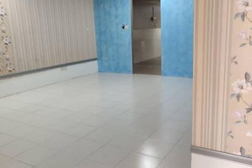 FOR RENT: Renovated House. Double Storey Terrace di Desa Salak Mentari, Bandar Baru Salak Tinggi