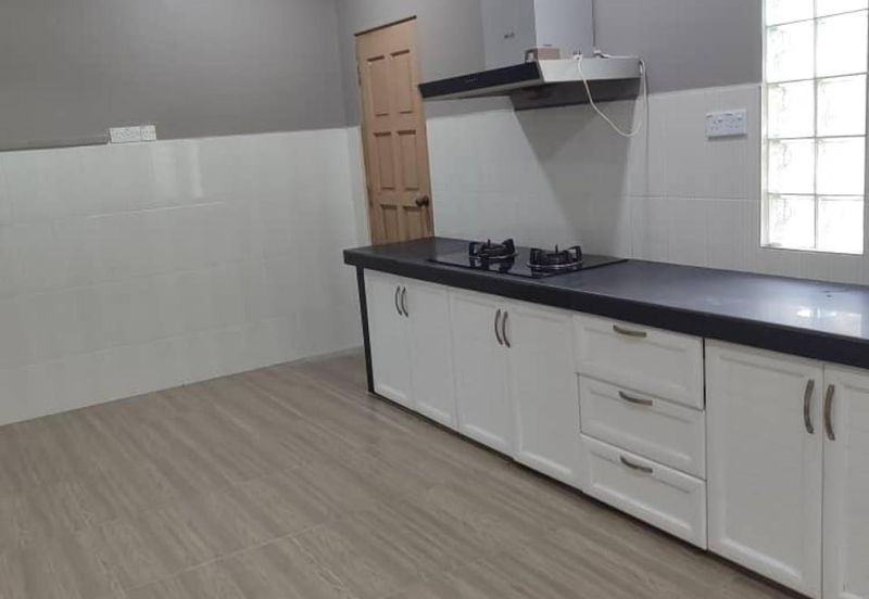 FOR RENT: Renovated House. Double Storey Terrace di Desa Salak Mentari, Bandar Baru Salak Tinggi