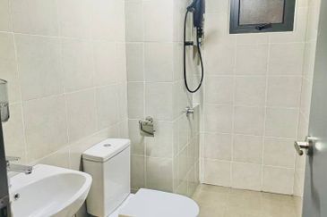 Residensi M Arisa Pelangi