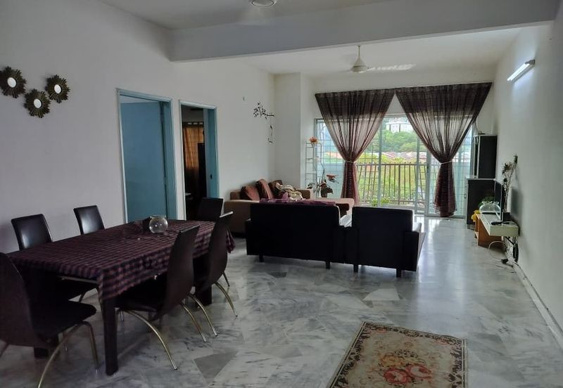 Sri Tanjung Apartment