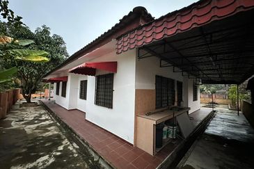 Taman Desa Kaloi