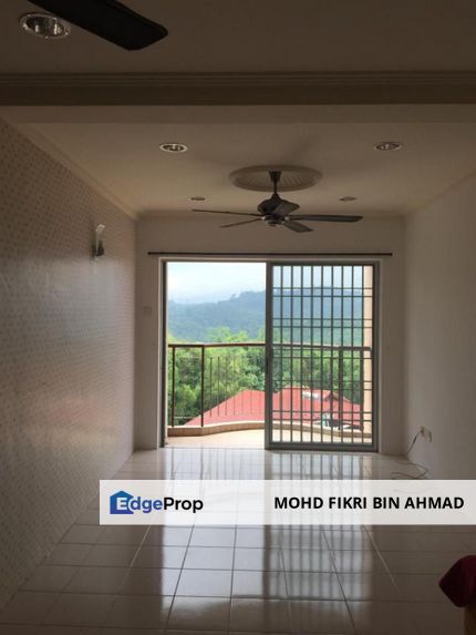 FOR RENT: Kristal Heights Condominium Sri Gombak Batu Caves, Selangor, Batu Caves 