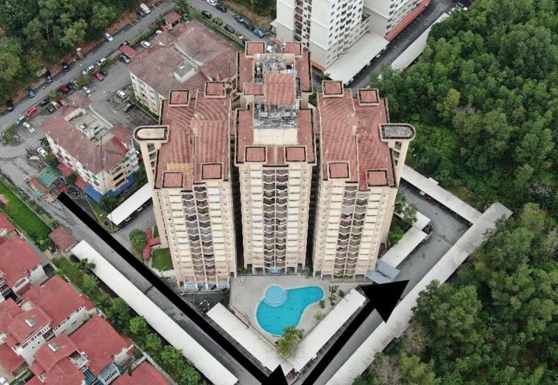 Kristal Heights Apartment