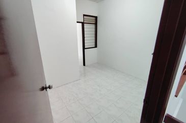 Bandar Baru Salak Tinggi