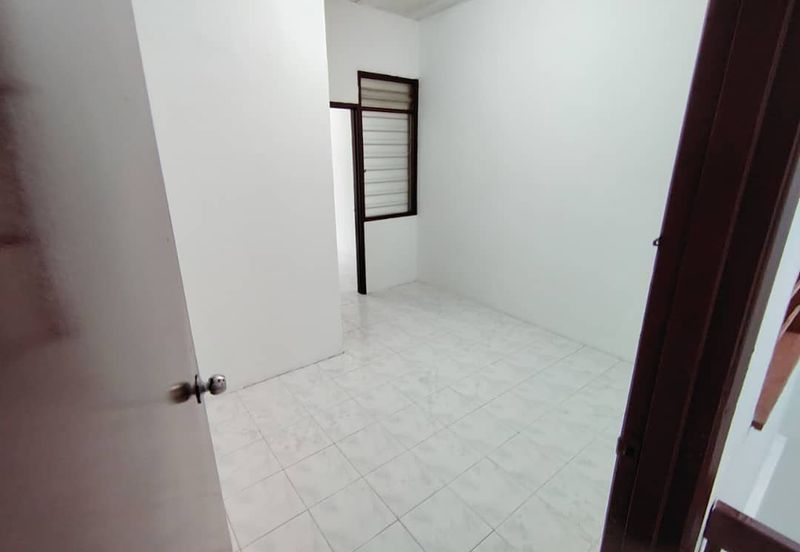 Bandar Baru Salak Tinggi