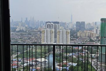 Residensi M Arisa Pelangi