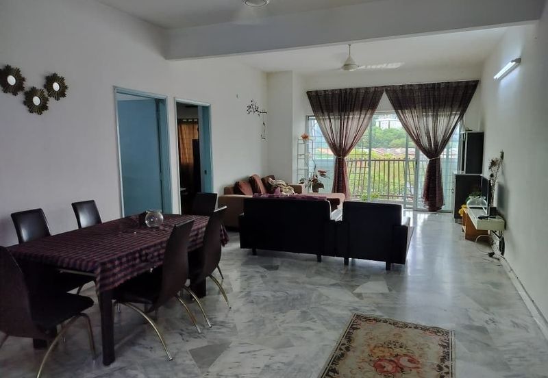 Sri Tanjung Apartment