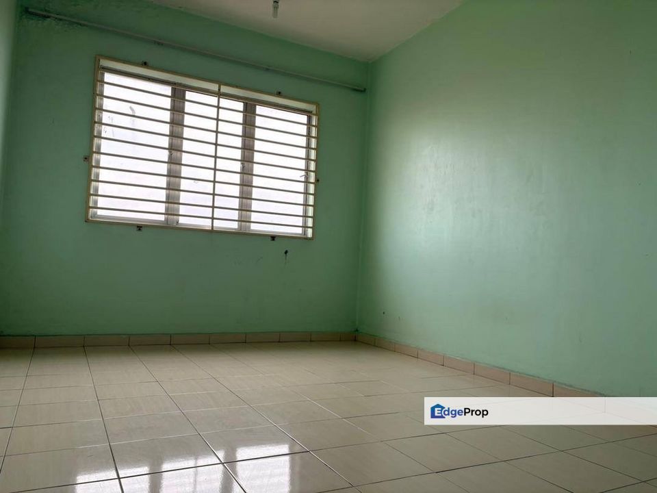 FOR SALE: Apartment Laguna Biru, Kundang, Selangor  , Selangor, Rawang