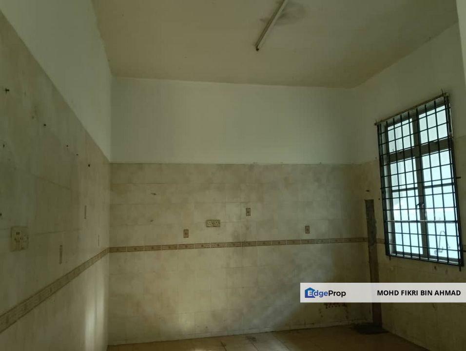 FOR RENT: 2-Storey Semi D Taman Cheng Perdana Melaka, Melaka, Cheng