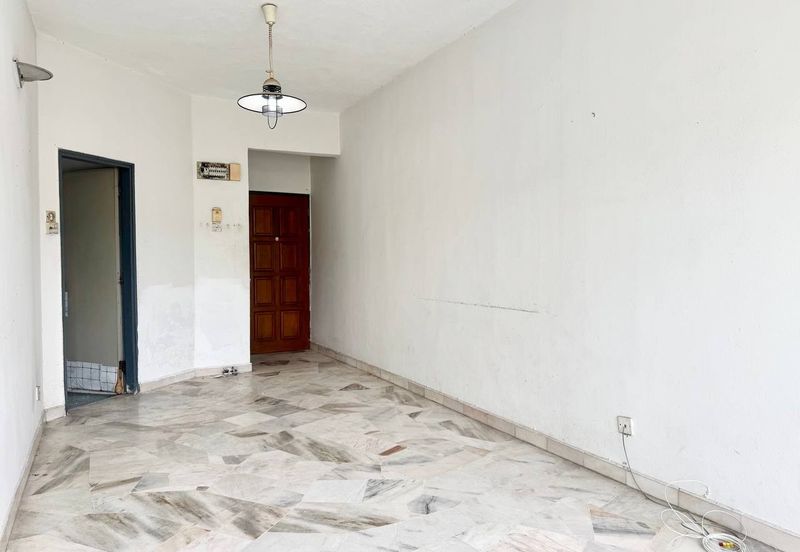 Ayers & Astaria Condominium