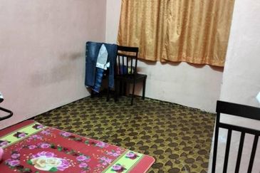 FOR SALE: Teres 1 Tingkat Kampung Chat Rimau Tanah Merah