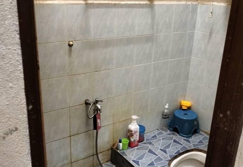 FOR SALE: Teres 1 Tingkat Kampung Chat Rimau Tanah Merah