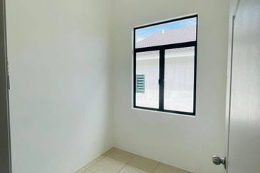 FOR RENT: 1-Storey Semi-Detached House Taman Derga Perdana Alor Setar