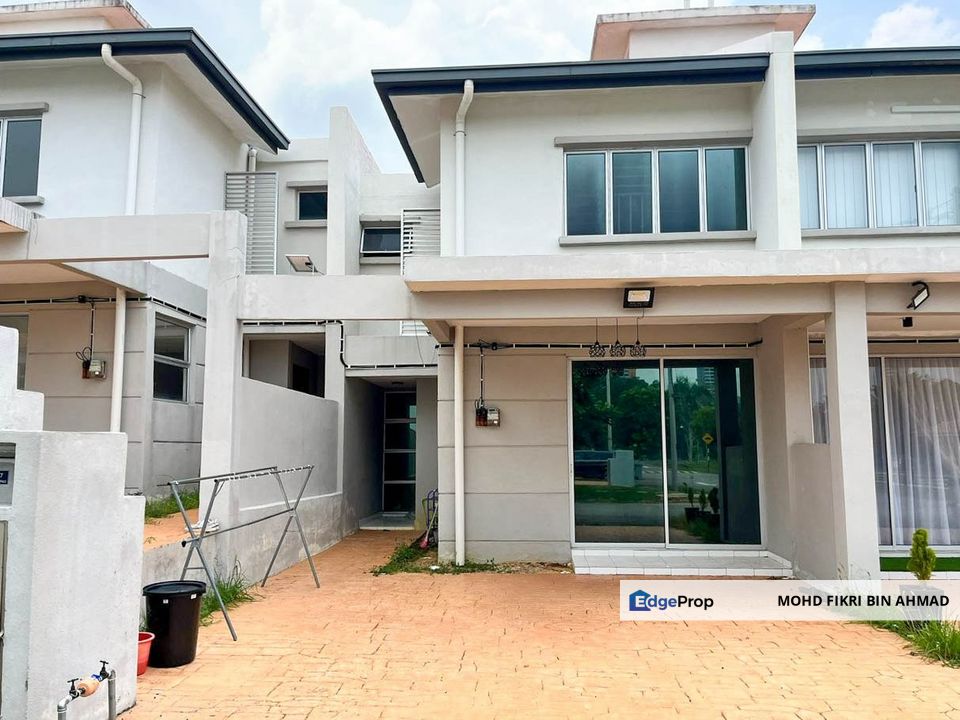 FOR RENT: Rumah Teres 2 Tingkat PR1MA A'Famosa Alor Gajah, Melaka, Alor Gajah